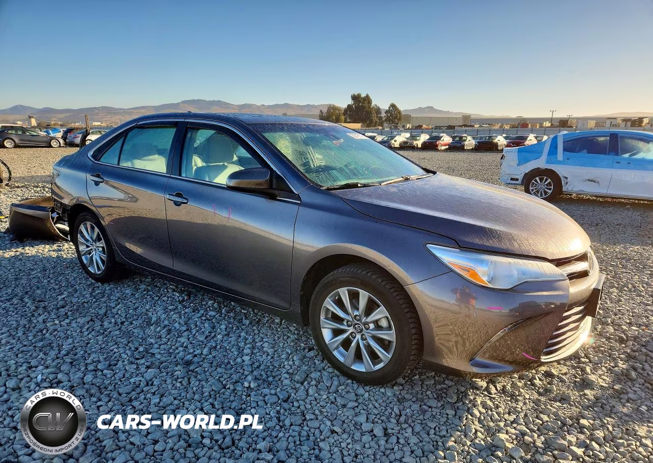 2017 Toyota Camry Xle VIN:4T1BF1FKXHU689518 - 4