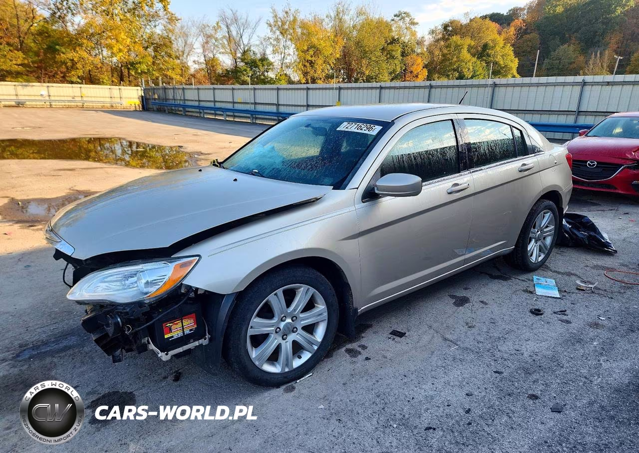 2013 Chrysler 200 Lx VIN:1C3CCBAB6DN764772 - 1