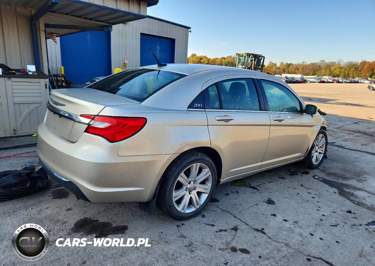 2013 Chrysler 200 Lx VIN:1C3CCBAB6DN764772 - 3