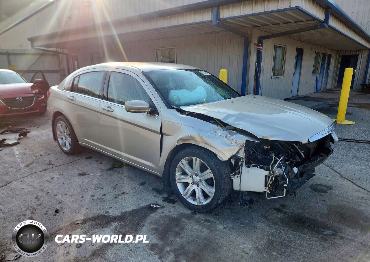 2013 Chrysler 200 Lx VIN:1C3CCBAB6DN764772 - 4