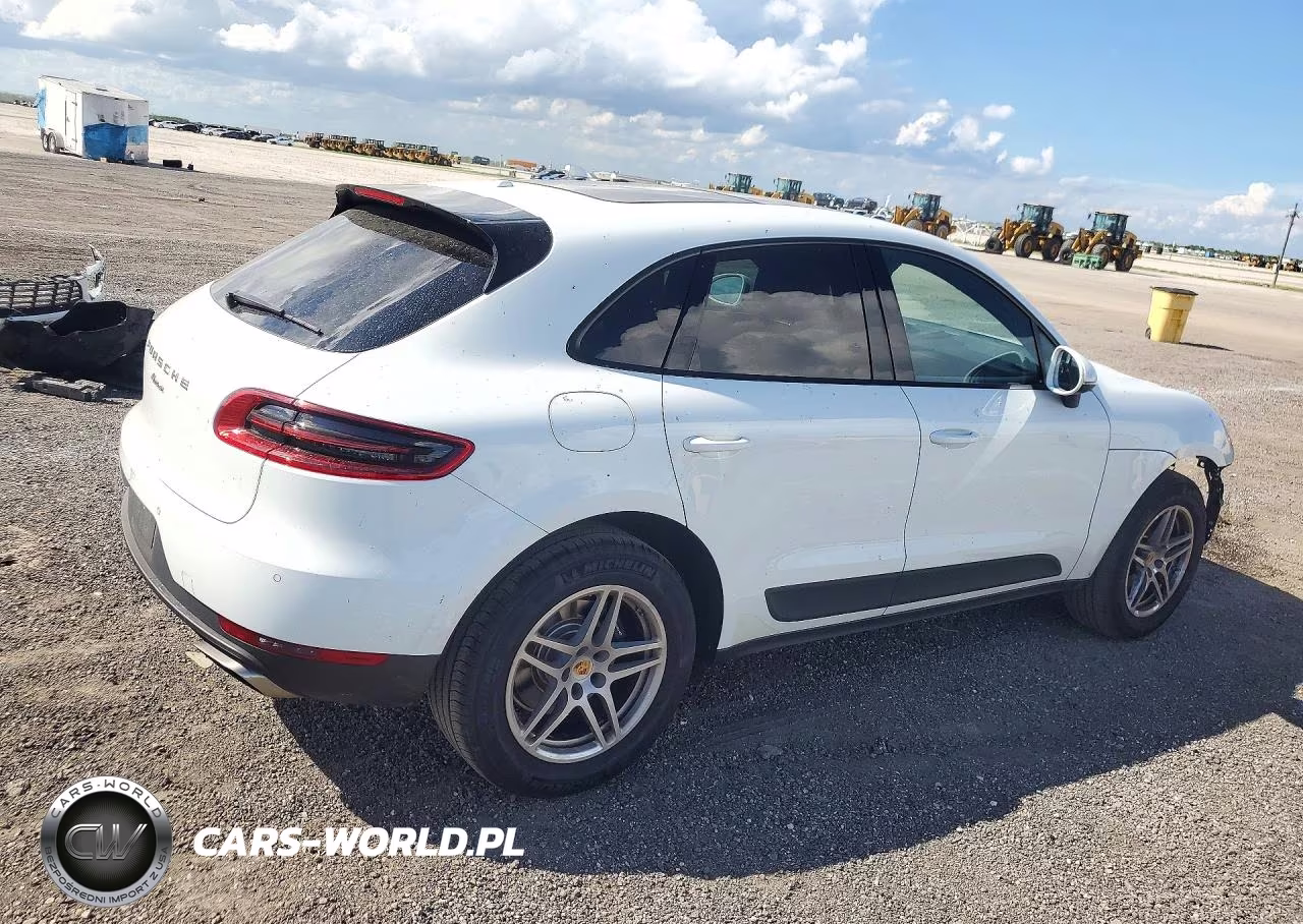 2018 Porsche Macan VIN:WP1AA2A51JLB14823 - 3