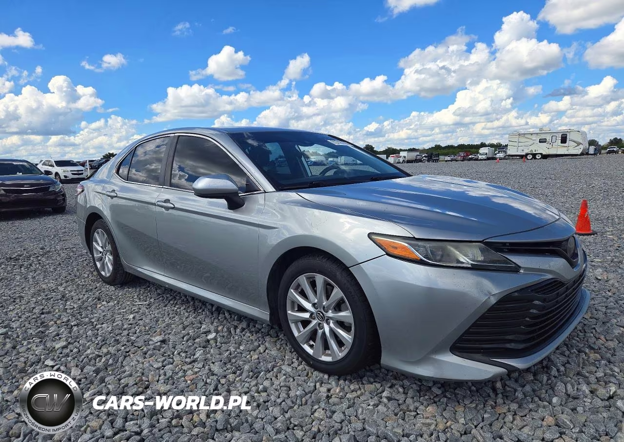 2020 Toyota Camry Le VIN:4T1C11AK7LU877593 - 4
