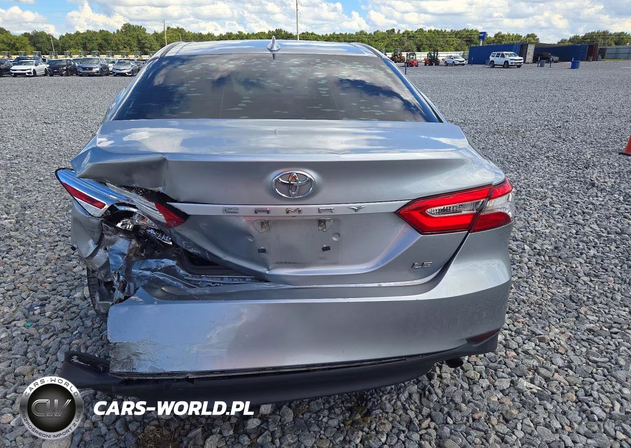 2020 Toyota Camry Le VIN:4T1C11AK7LU877593 - 6