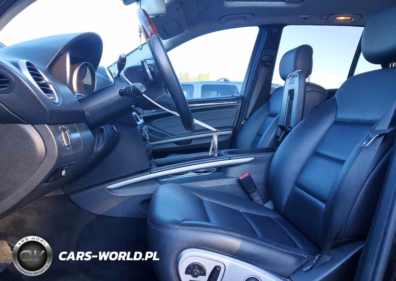 2010 Mercedes-Benz Ml 550 4Matic VIN:4JGBB7CB2AA579427 - 7