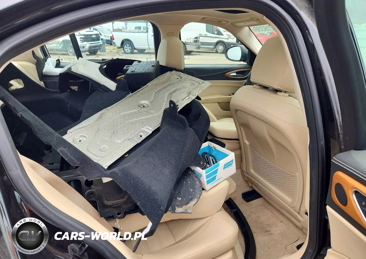 2020 Alfa Romeo Giulia Ti VIN:ZARFANBN4L7629825 - 10