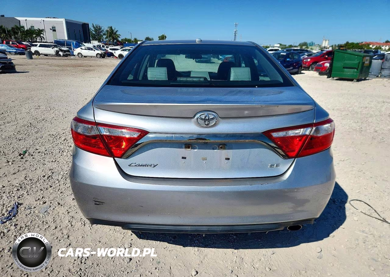 2015 Toyota Camry Se VIN:4T1BF1FK0FU016489 - 6