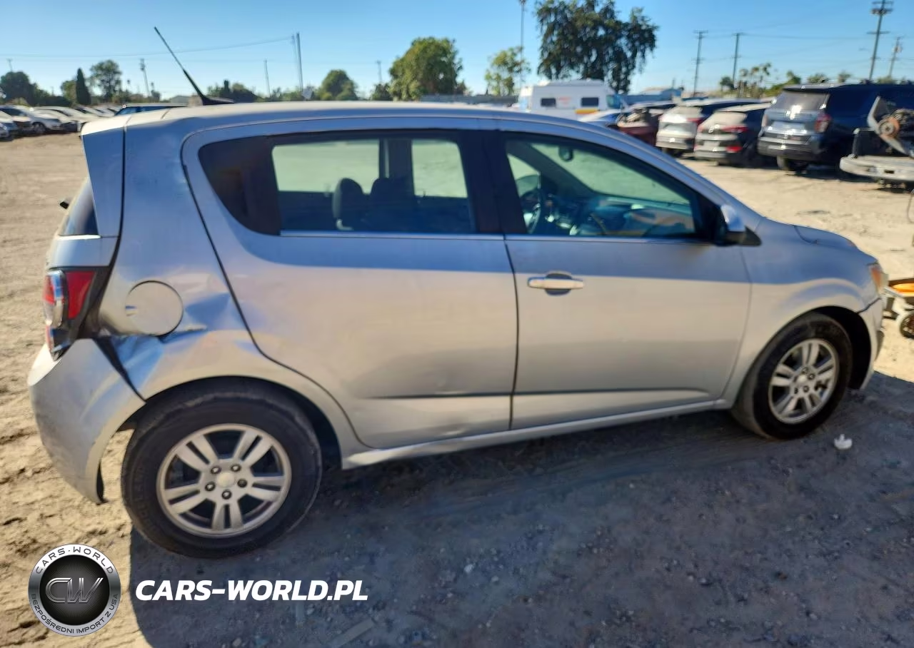 2014 Chevrolet Sonic Lt VIN:1G1JC6SG9E4139593 - 3