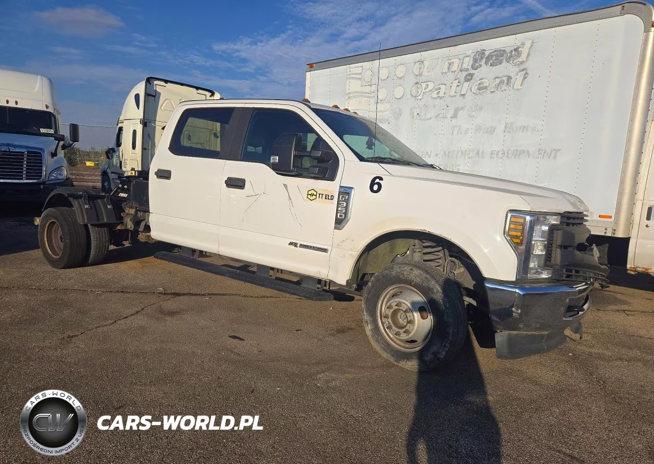 2018 Ford F350 Super Duty VIN:1FD8W3HT8JEC98153 - 4