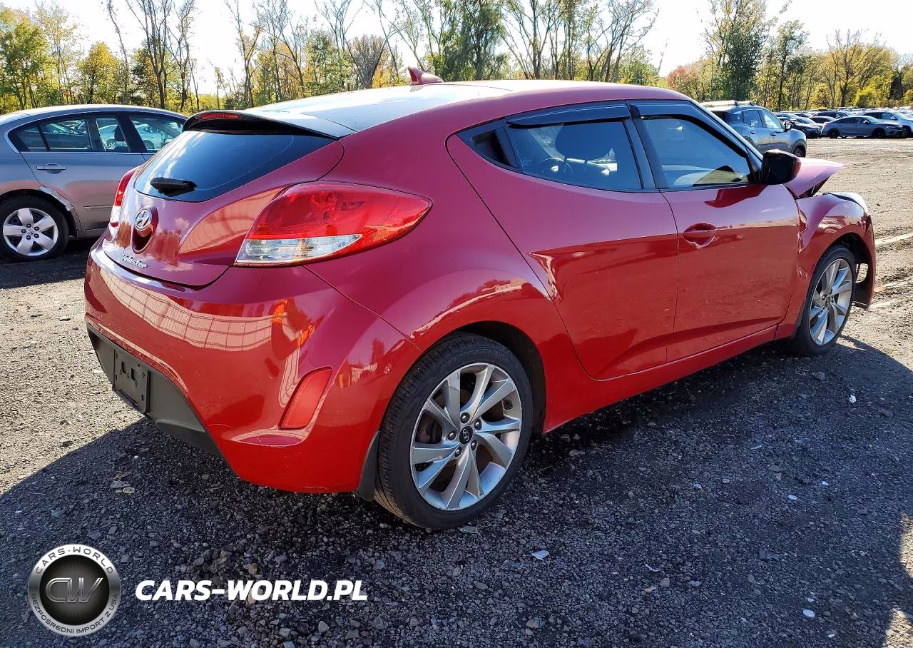 2016 Hyundai Veloster Base VIN:KMHTC6AD5GU276813 - 3