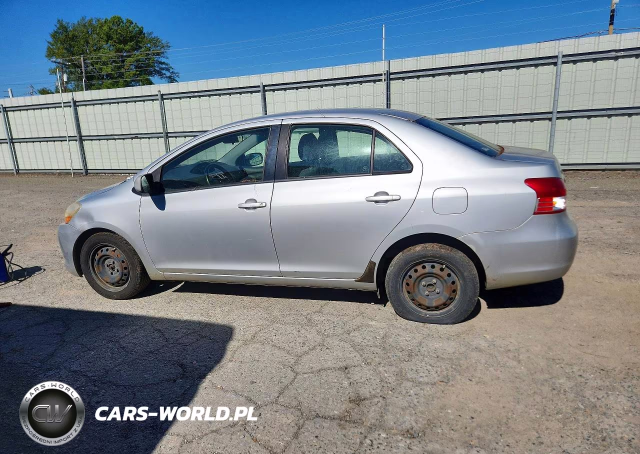 2008 Toyota Yaris Base VIN:JTDBT923381262998 - 2