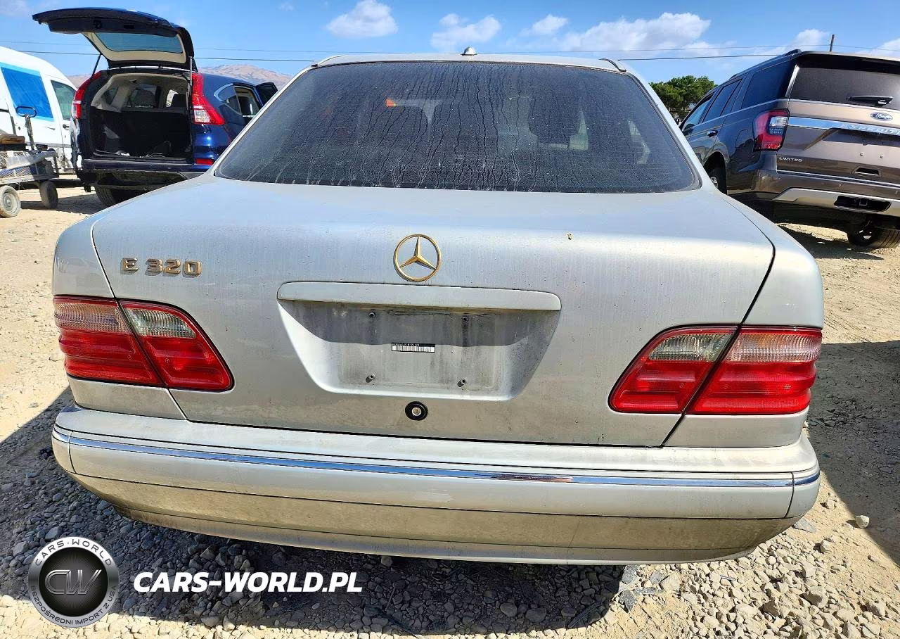 2001 Mercedes-Benz E 320 VIN:WDBJF65JX1B199179 - 6