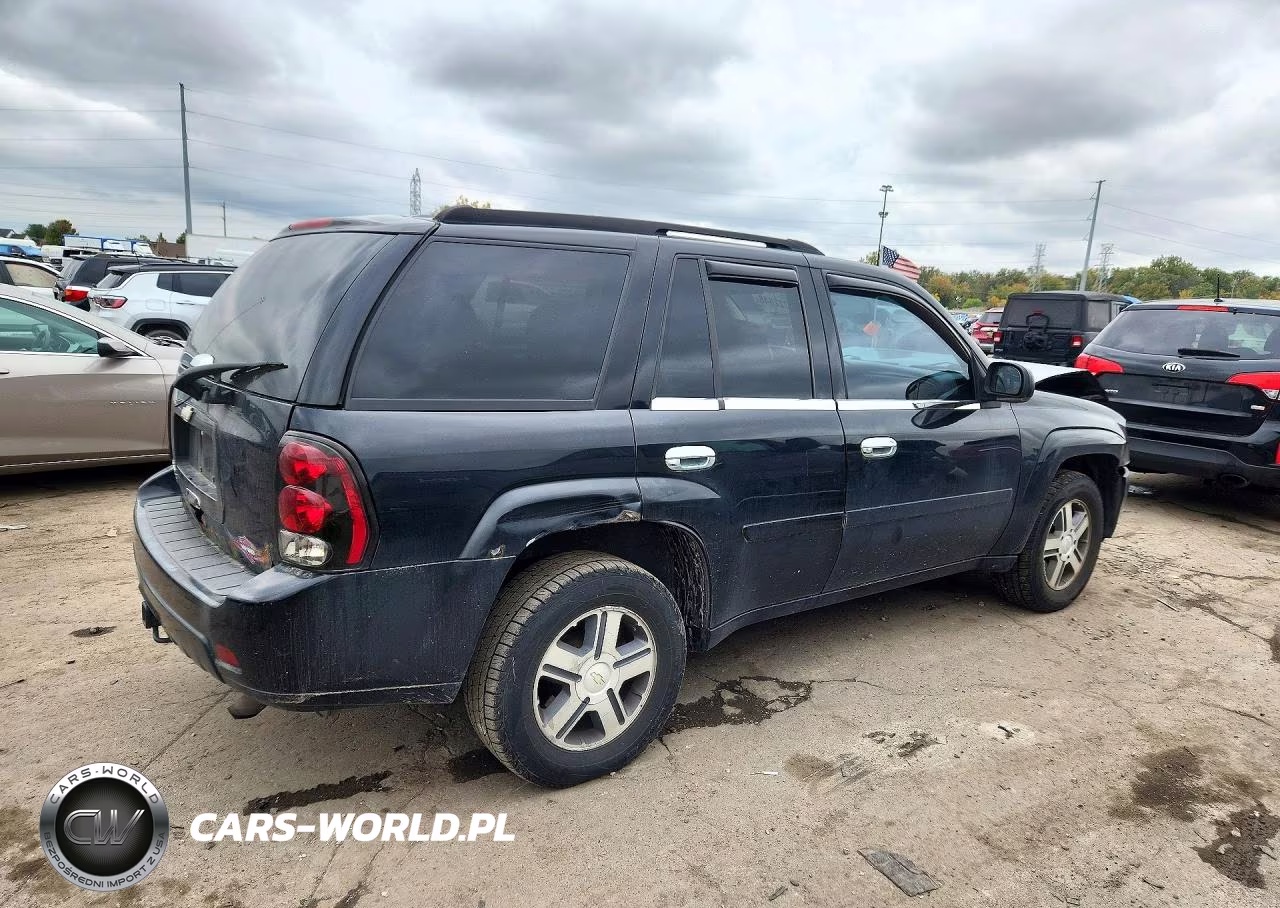 2007 Chevrolet Trailblazer Ls VIN:1GNDT13S272130086 - 3
