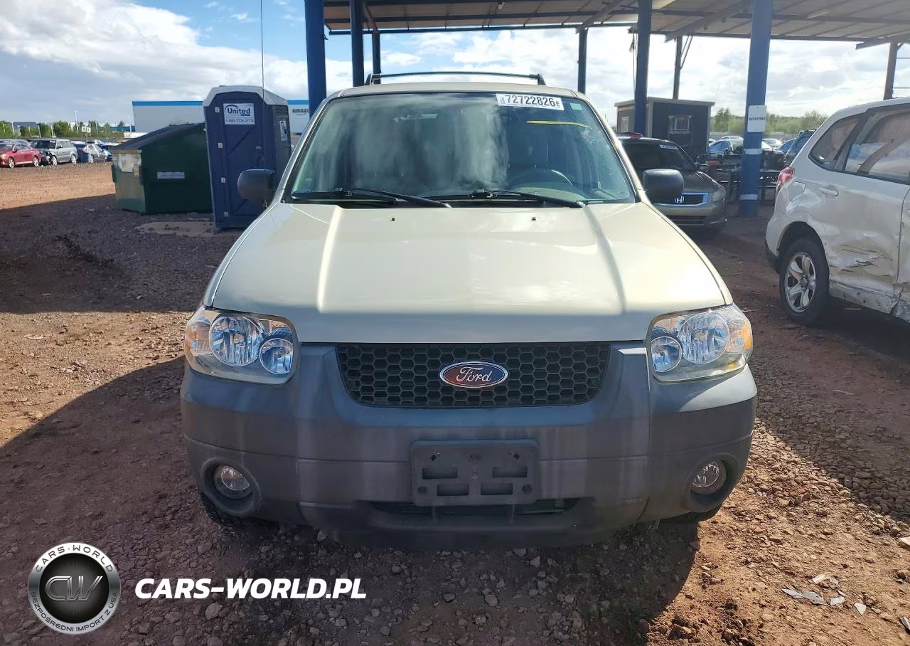 2005 Ford Escape Xlt VIN:1FMYU03185KA43892 - 5