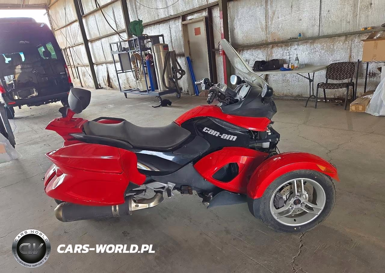2009 Can-Am Spyder Roadster VIN:2BXJAXA189V000582 - 1