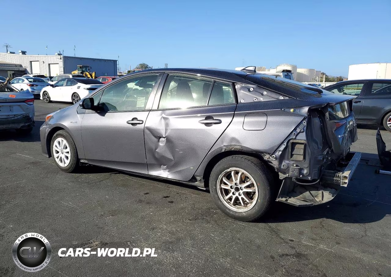 2021 Toyota Prius Le VIN:JTDKAMFU0M3145762 - 2