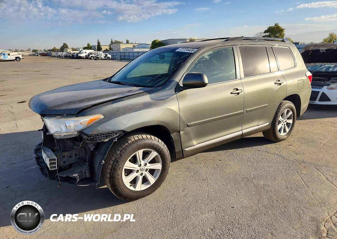 2013 Toyota Highlander Plus