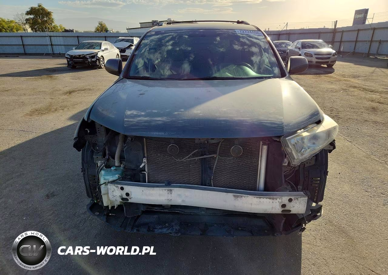2013 Toyota Highlander Plus VIN:5TDBK3EH8DS210478 - 5