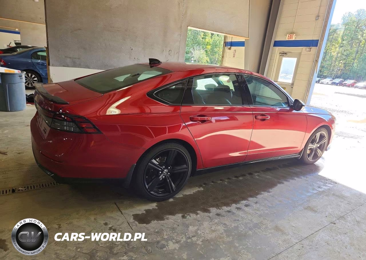 2025 Honda Accord Hybrid Sport-L VIN:1HGCY2F77SA021304 - 3