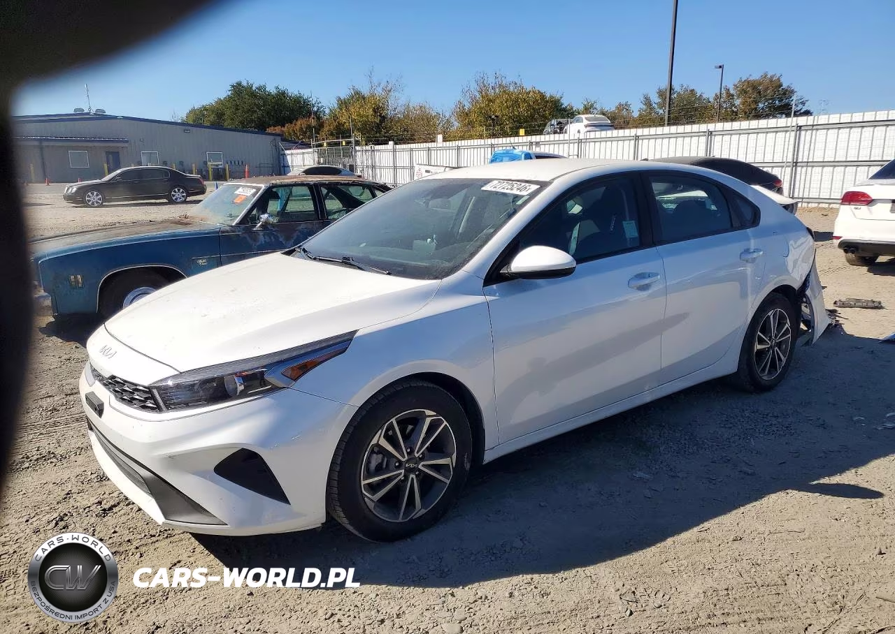 2023 Kia Forte Lxs VIN:3KPF24AD2PE630293 - 1