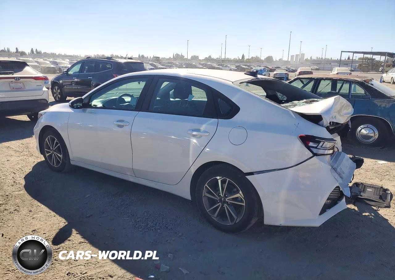 2023 Kia Forte Lxs VIN:3KPF24AD2PE630293 - 2