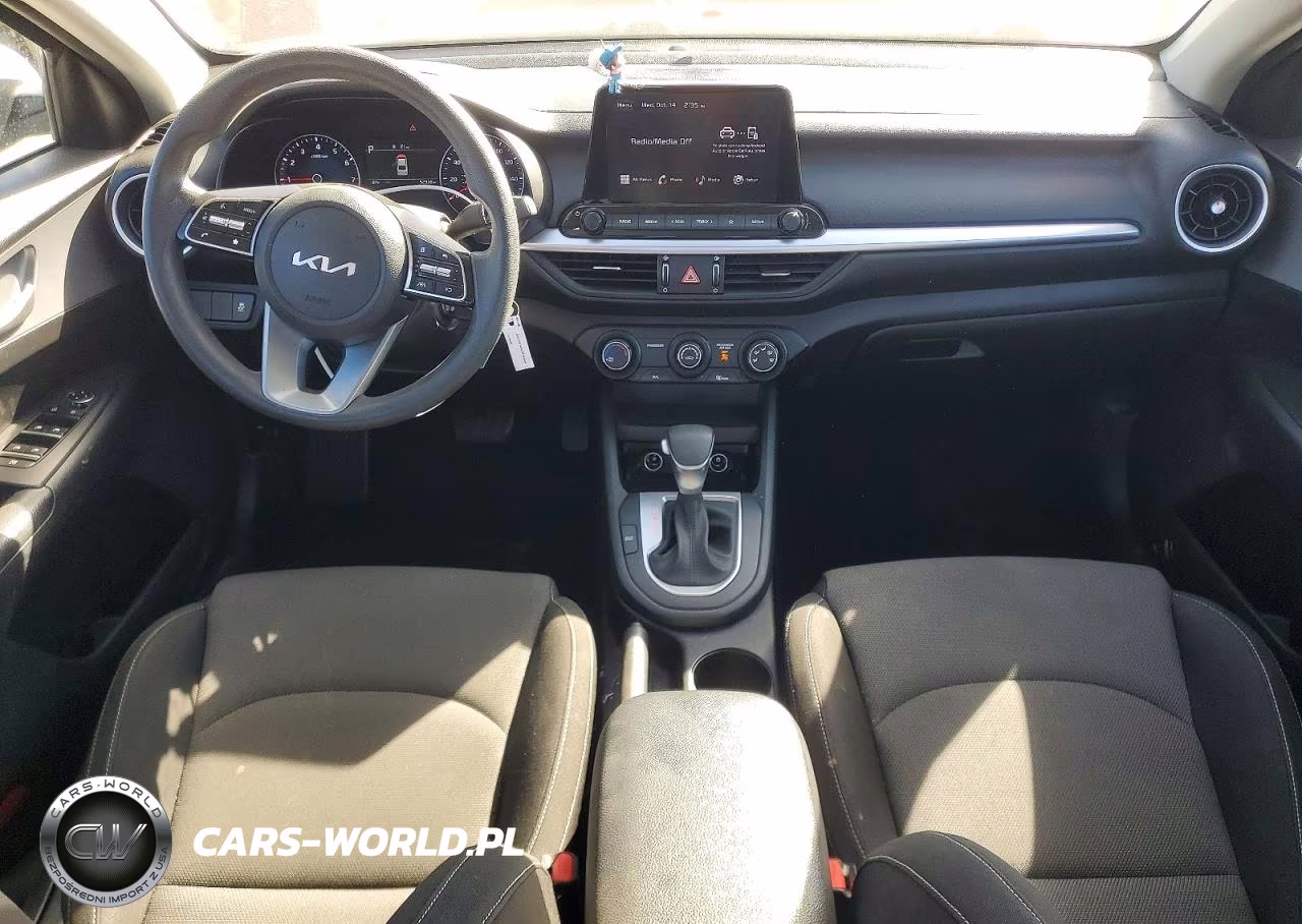 2023 Kia Forte Lxs VIN:3KPF24AD2PE630293 - 8