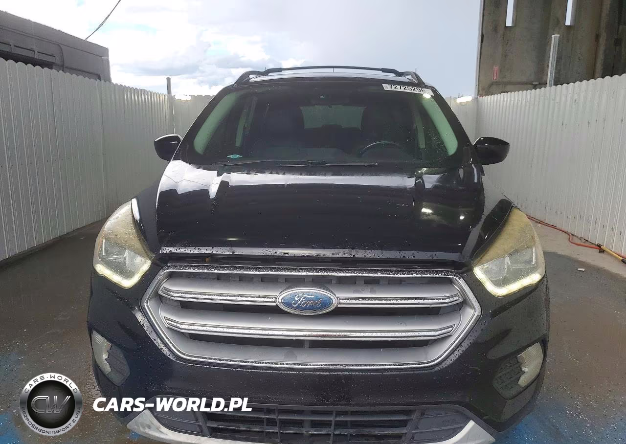 2017 Ford Escape Se VIN:1FMCU0GD2HUD91078 - 5