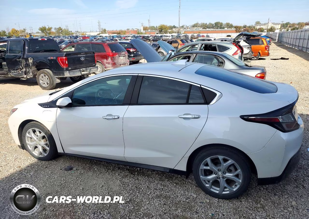 2018 Chevrolet Volt Premier VIN:1G1RB6S53JU124649 - 2