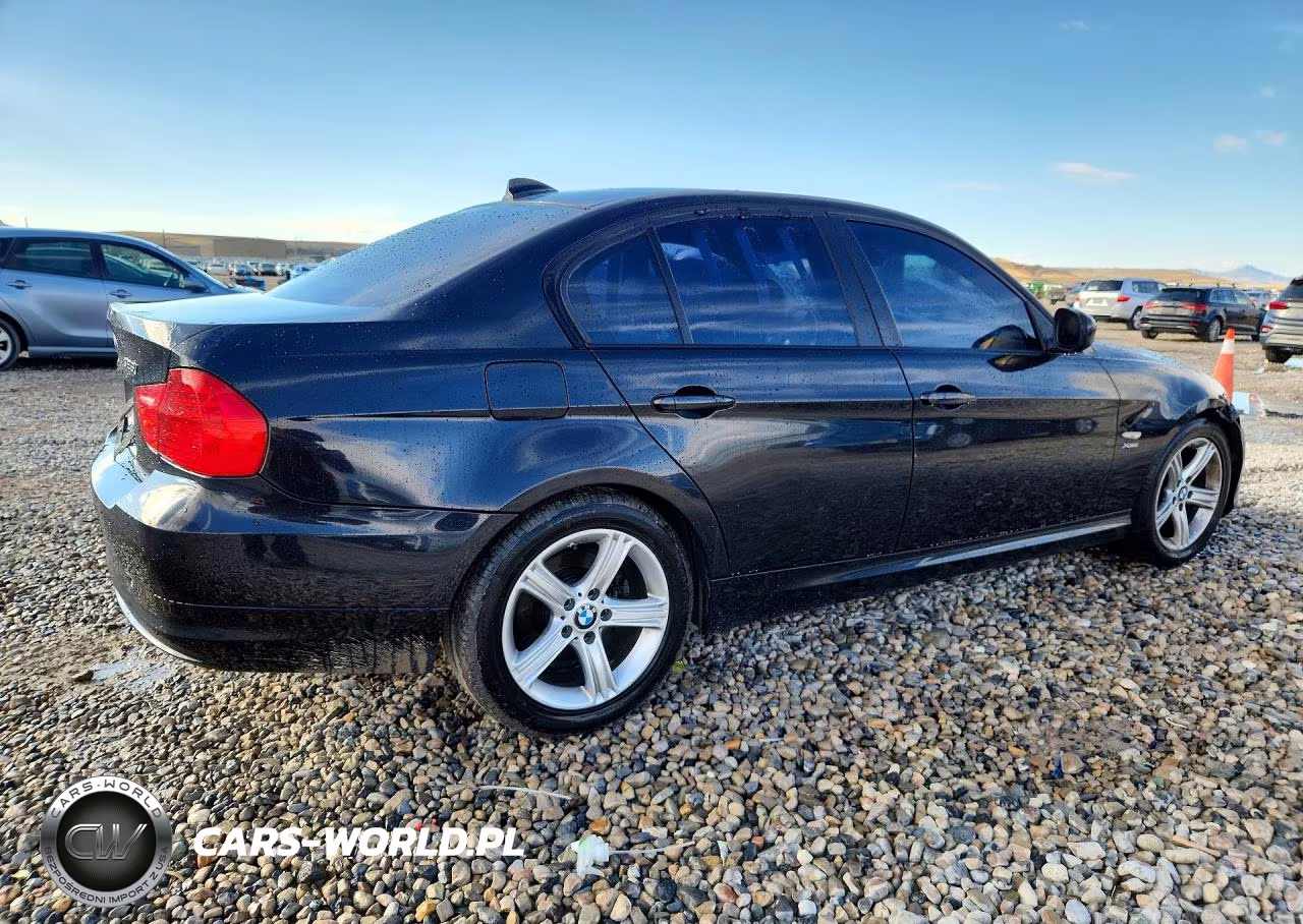 2011 BMW 328 Xi VIN:WBAPK7C58BA975185 - 3