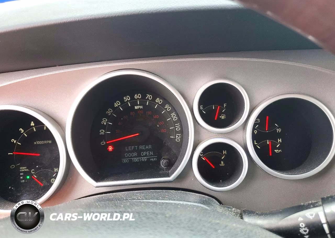 2011 Toyota Sequoia Platinum VIN:5TDYY5G14BS035244 - 9