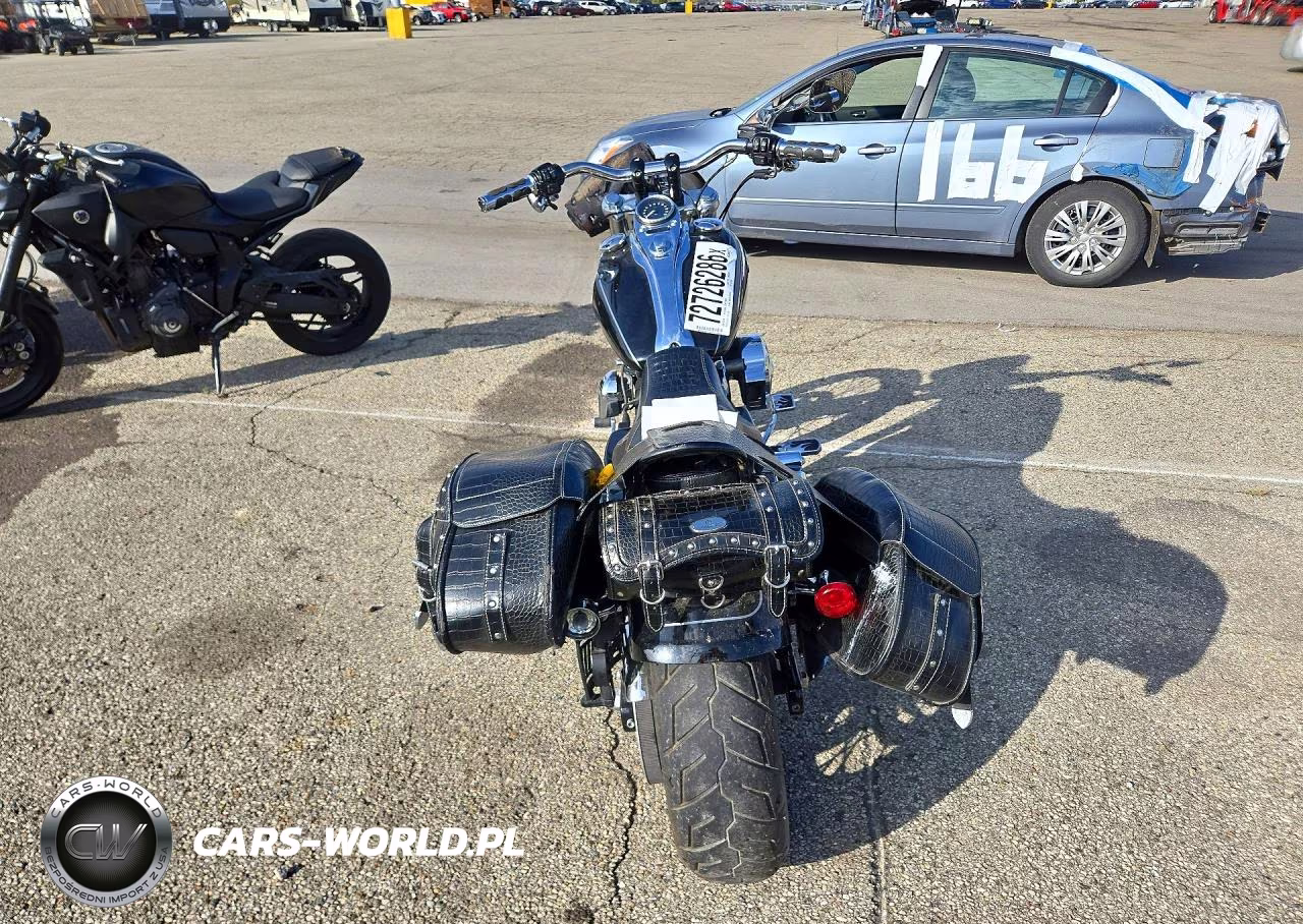 2013 Harley-Davidson Fxdwg Dyna Wide Glide VIN:1HD1GPM18DC321699 - 4