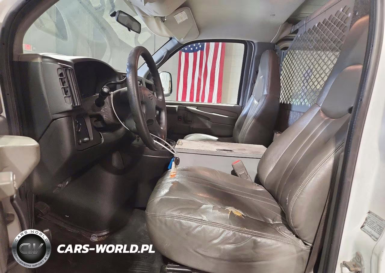 2007 Chevrolet Express G2500 VIN:1GCGG25V871105383 - 7