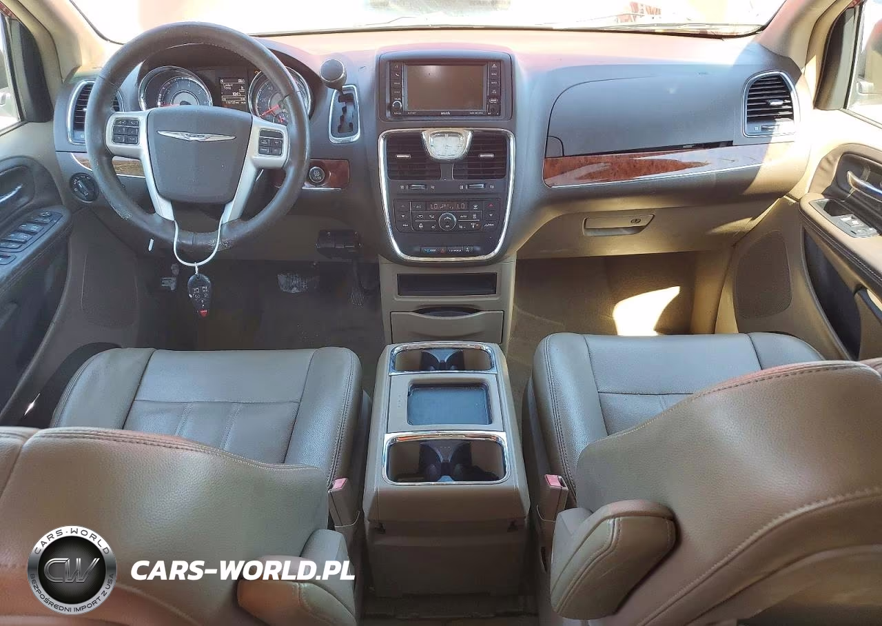 2014 Chrysler Town & Country Touring VIN:2C4RC1BG2ER412870 - 8
