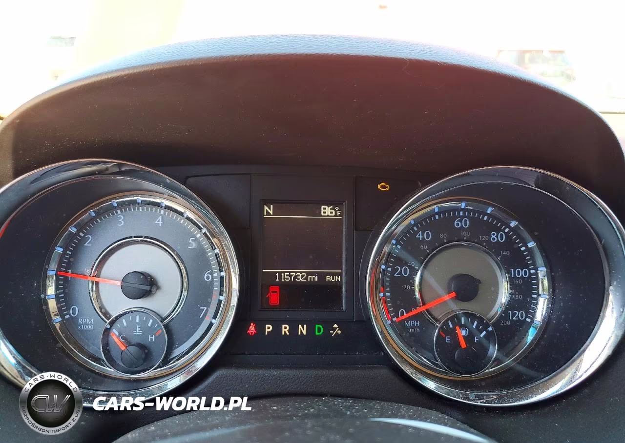 2014 Chrysler Town & Country Touring VIN:2C4RC1BG2ER412870 - 9