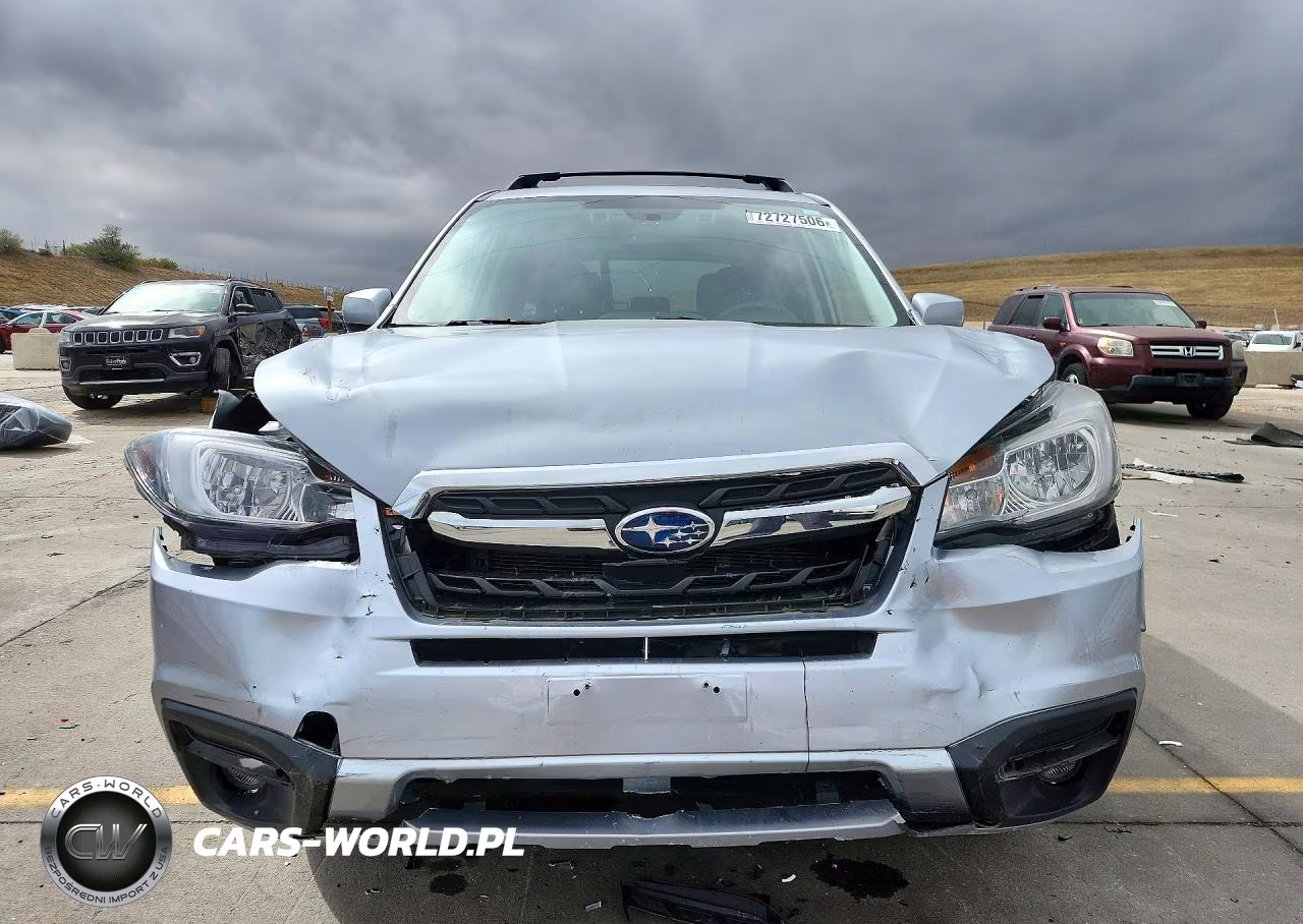 2018 Subaru Forester 2.5I Premium VIN:JF2SJAGCXJH486526 - 5