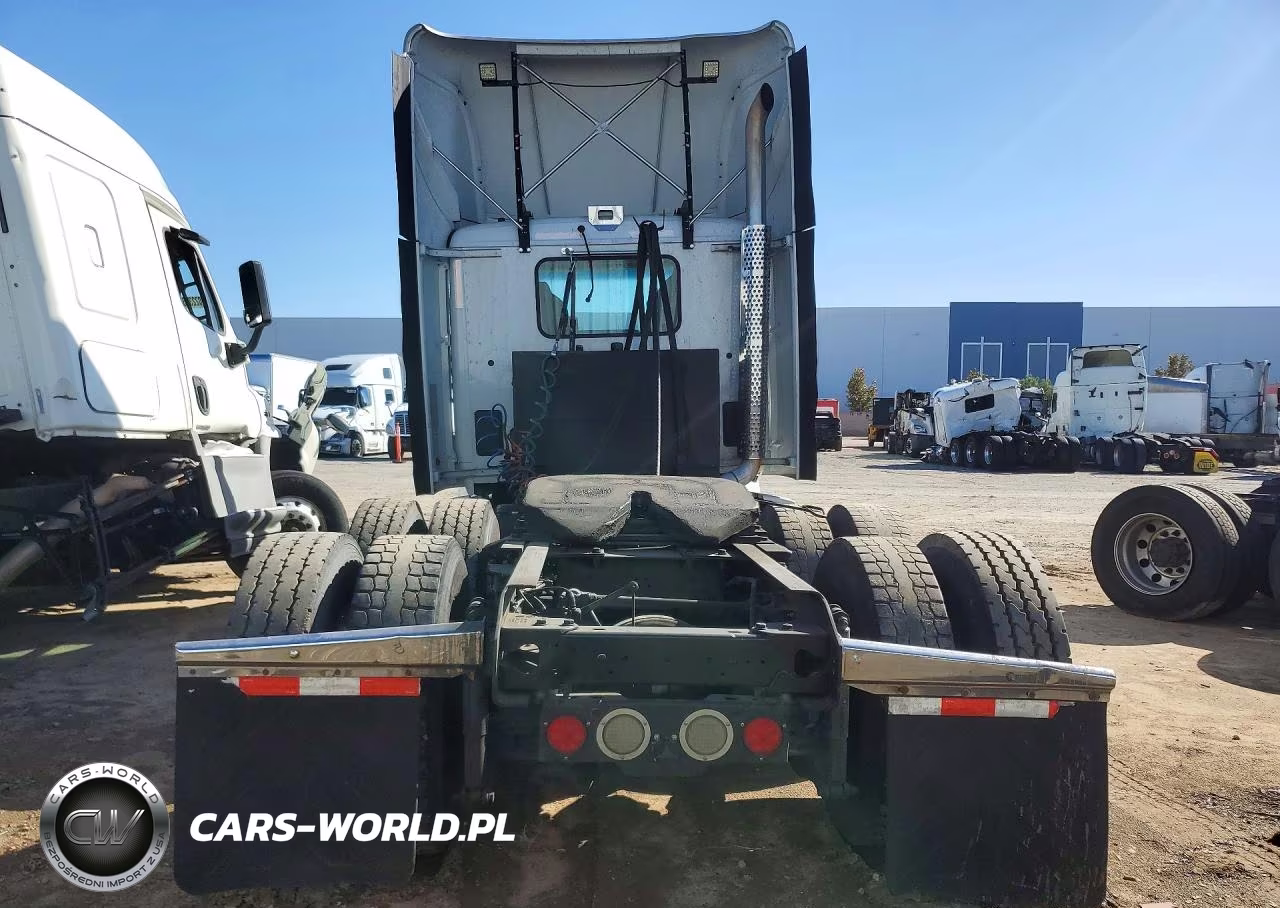 2018 Kenworth T680 Semi Truck VIN:1XKYD49X4JJ190884 - 6