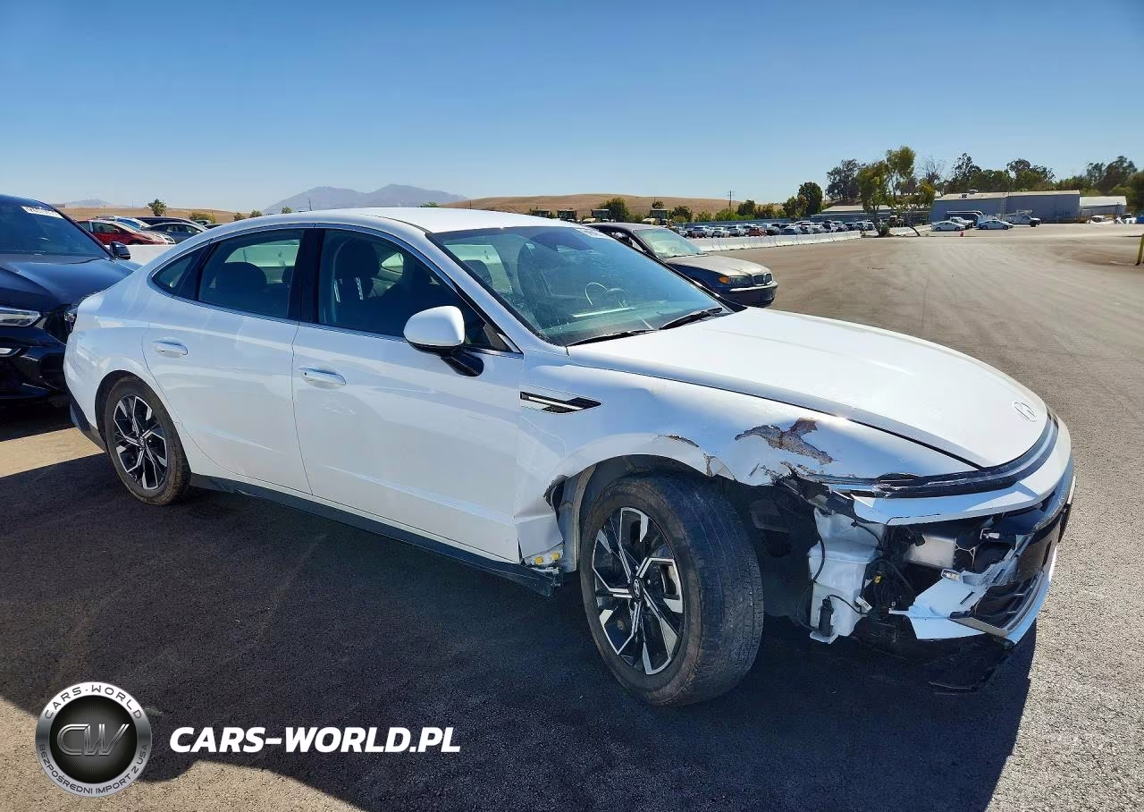 2025 Hyundai Sonata Sel VIN:KMHL64JA9SA438809 - 4