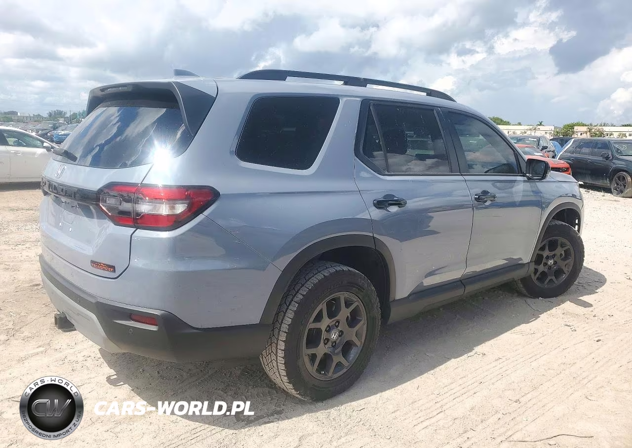 2025 Honda Pilot Trailsport VIN:5FNYG1H66SB119009 - 3