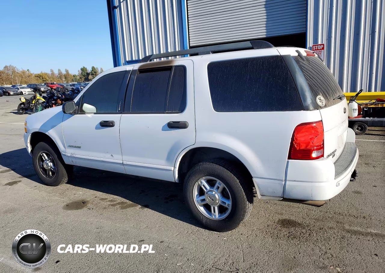 2005 Ford Explorer Xlt VIN:1FMDU73W05ZA07625 - 2
