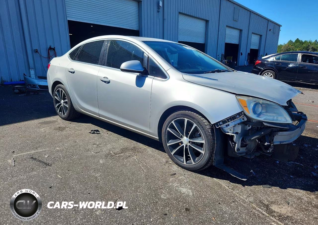 2017 Buick Verano Sport Touring VIN:1G4PR5SK0H4103161 - 4