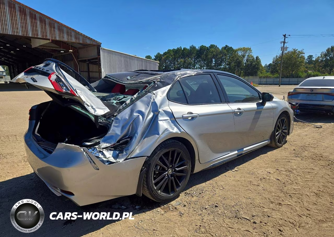 2024 Toyota Camry Xse VIN:4T1K61AK9RU211812 - 3
