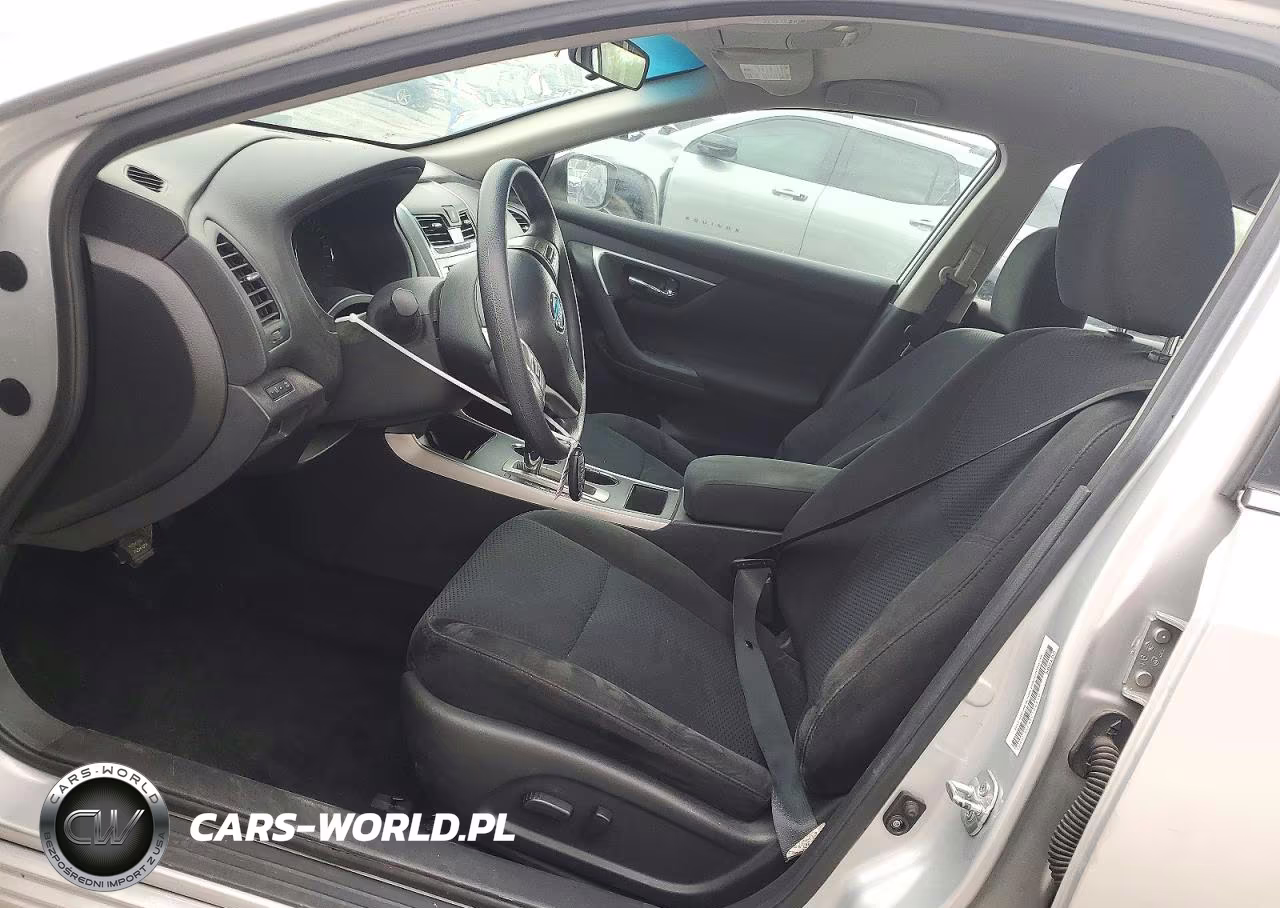 2015 Nissan Altima 2.5 S VIN:1N4AL3AP4FC186146 - 7