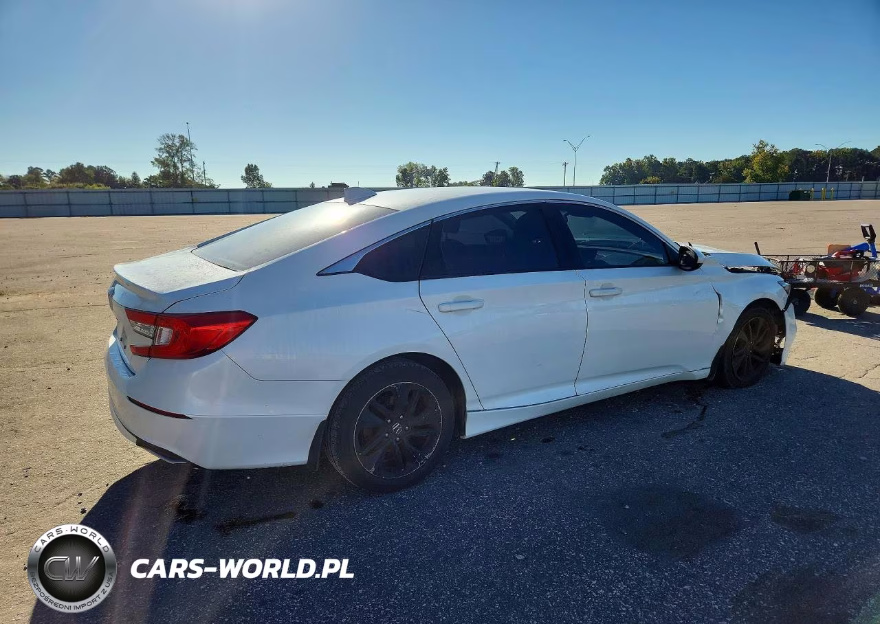 2018 Honda Accord Lx VIN:1HGCV1F17JA115941 - 3