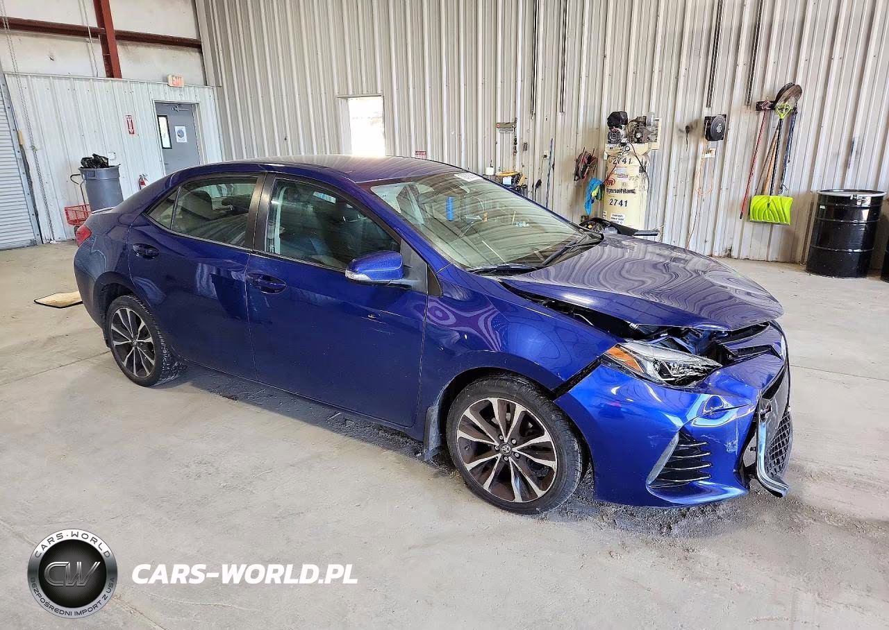 2017 Toyota Corolla Se VIN:2T1BURHE2HC940982 - 4