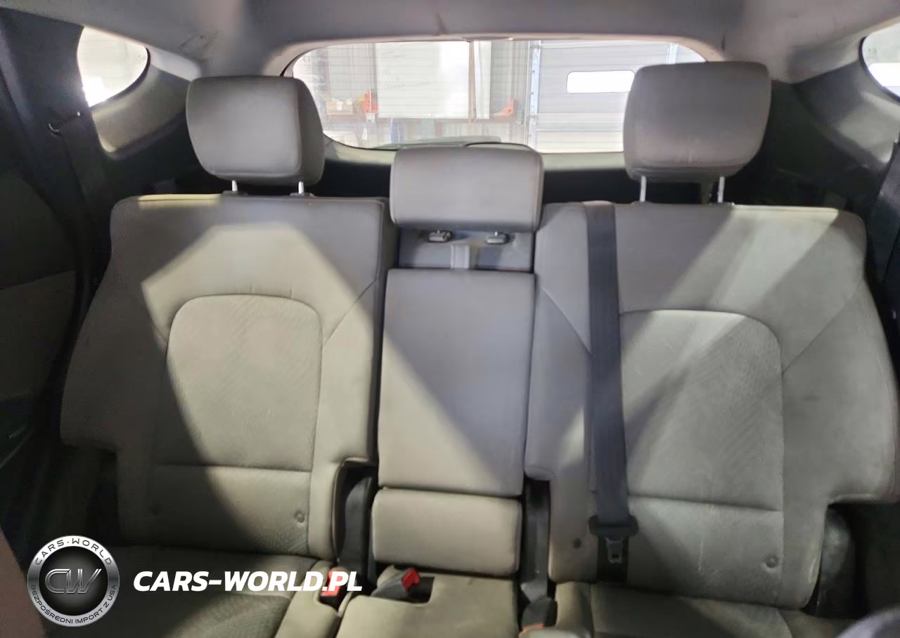2013 Hyundai Santa Fe VIN:5XYZU3LB9DG034304 - 10