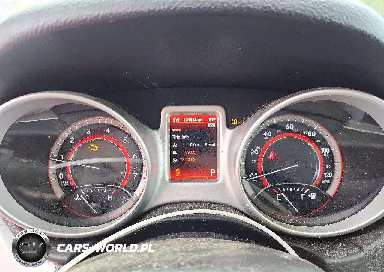 2015 Dodge Journey Limited VIN:3C4PDDDG8FT540502 - 9