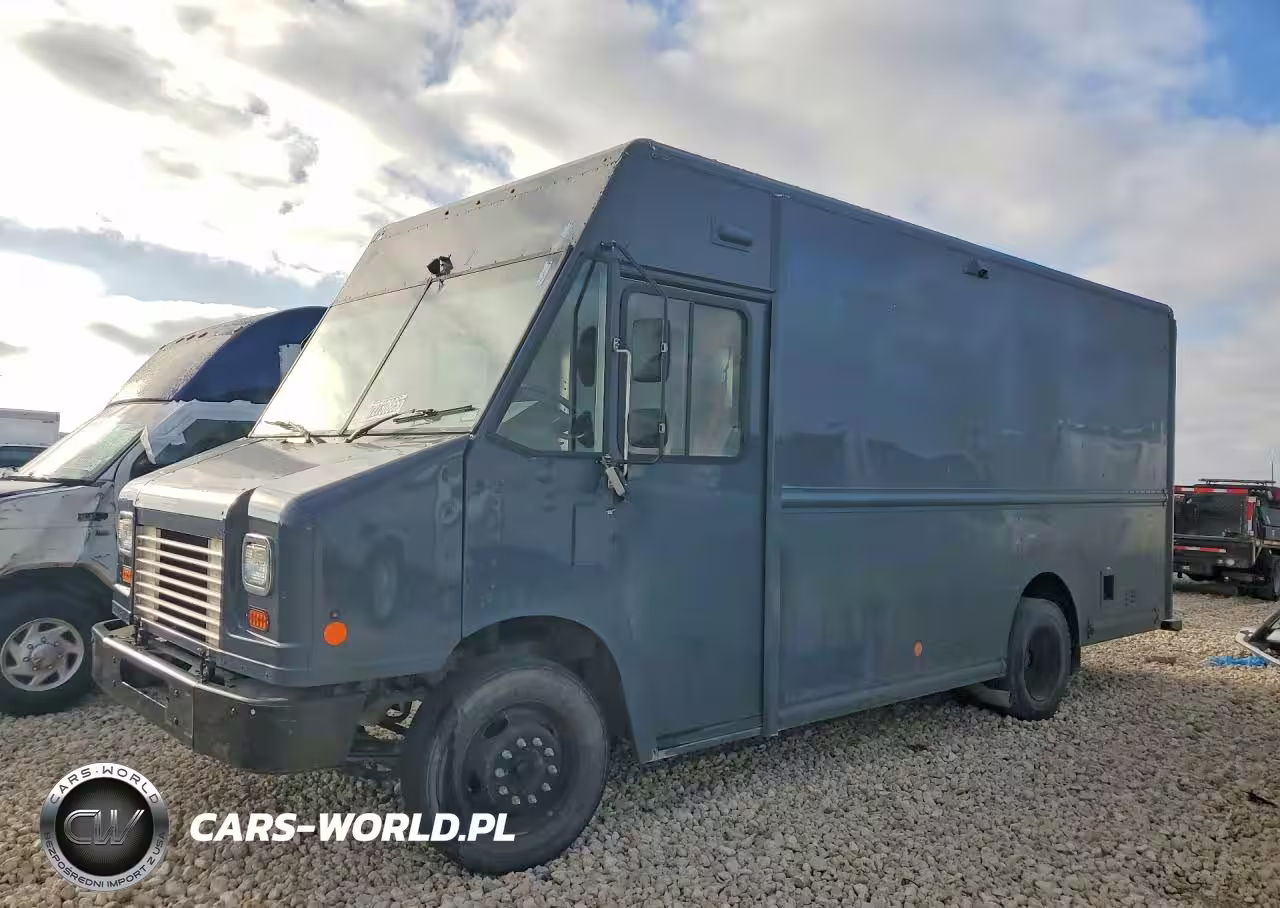 2019 Ford F59 Delivery Truck