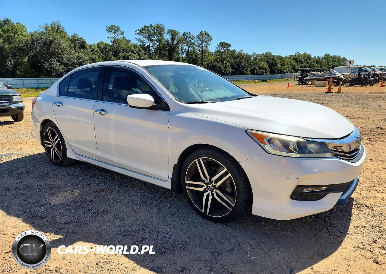 2017 Honda Accord Sport VIN:1HGCR2F5XHA106870 - 4