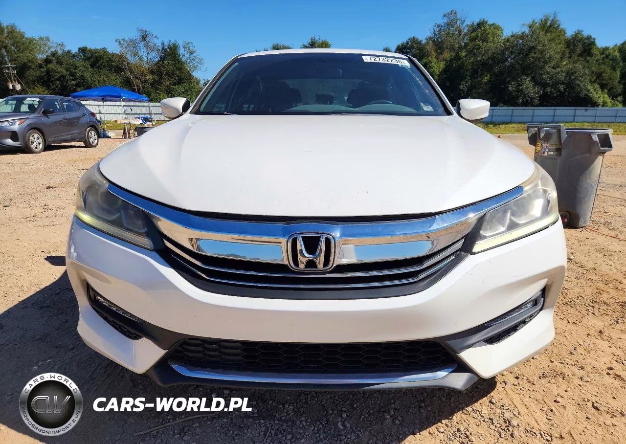 2017 Honda Accord Sport VIN:1HGCR2F5XHA106870 - 5