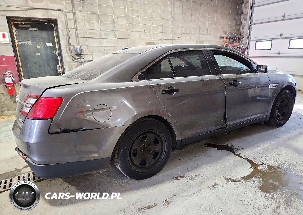2015 Ford Taurus Police Interceptor VIN:1FAHP2MK3FG168047 - 3