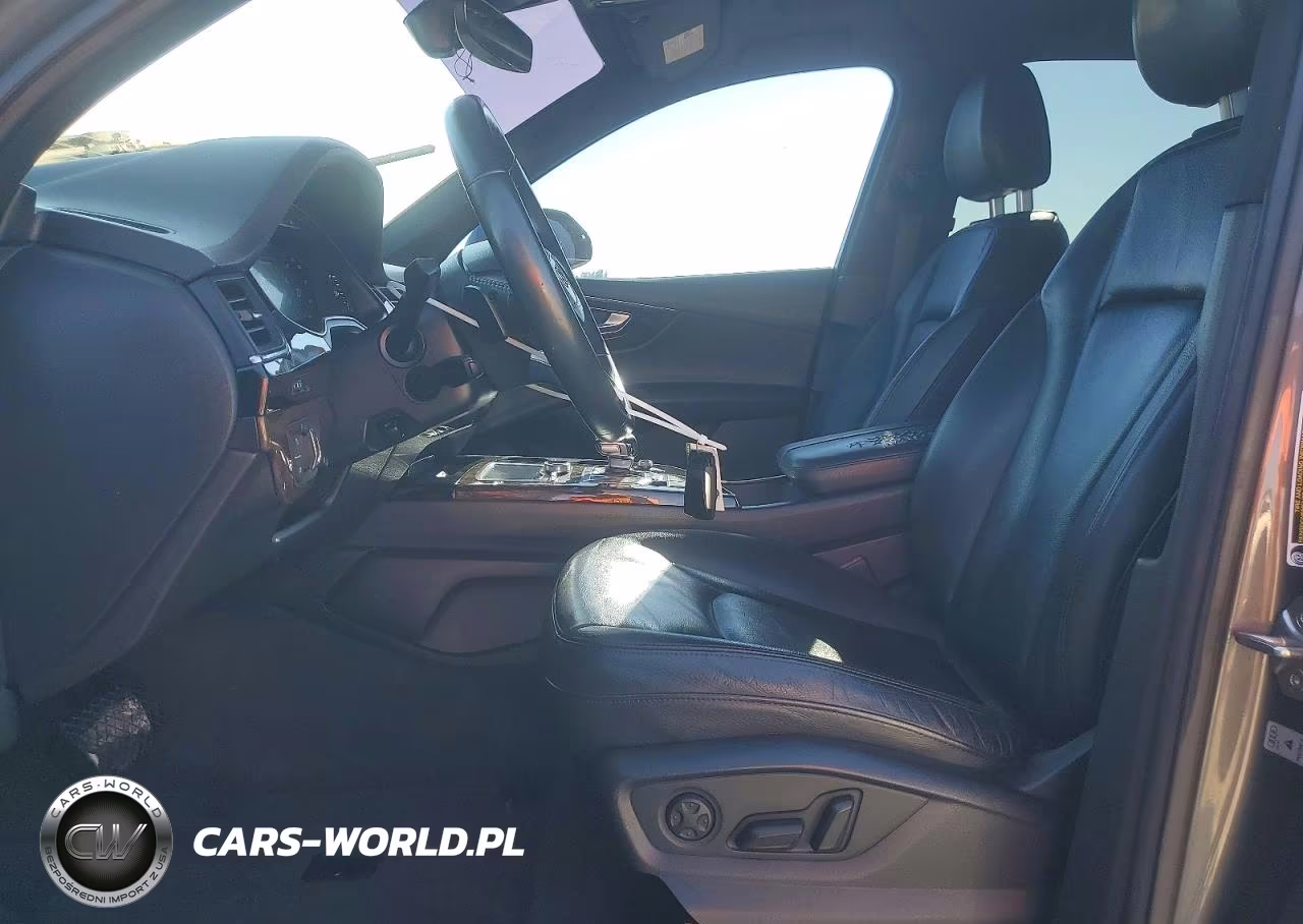 2019 Audi Q7 Premium Plus VIN:WA1LAAF76KD000305 - 7